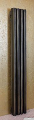 WH WH Steel 1750 В  вертикальный, 3 секции, боковое подключение (любой цвет по RAL)